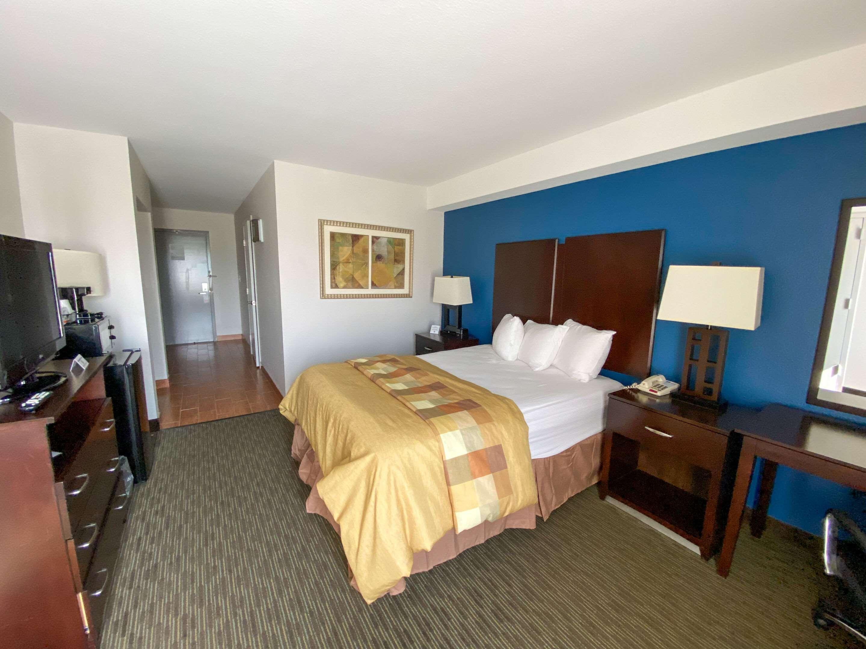 Mainstay Suites Conover-Hickory Exteriör bild