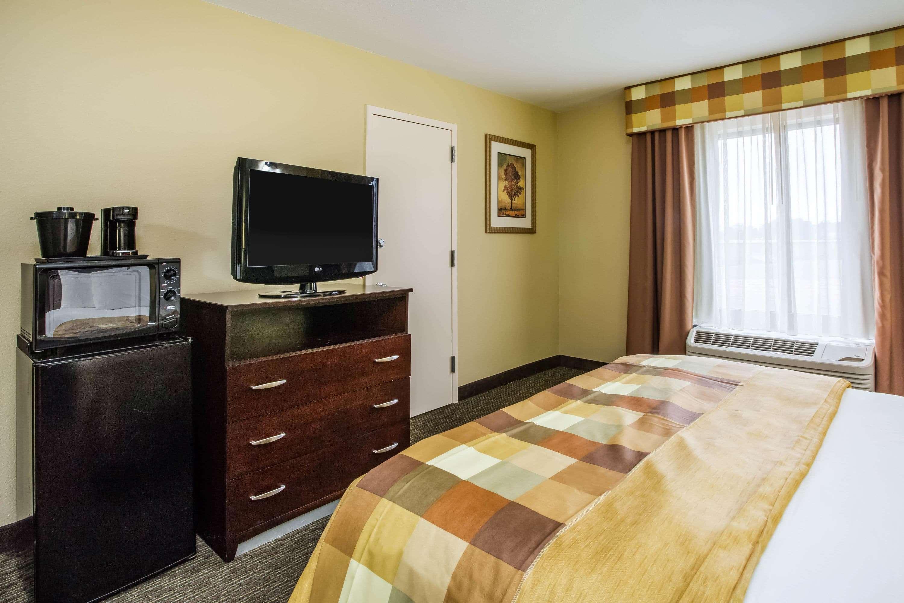 Mainstay Suites Conover-Hickory Exteriör bild