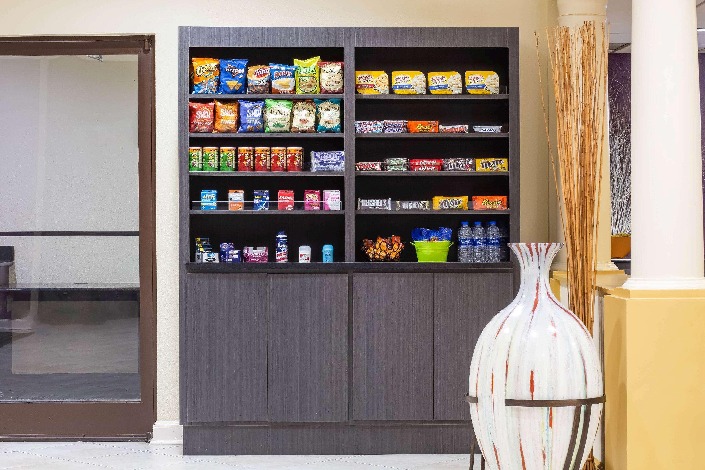 Mainstay Suites Conover-Hickory Exteriör bild