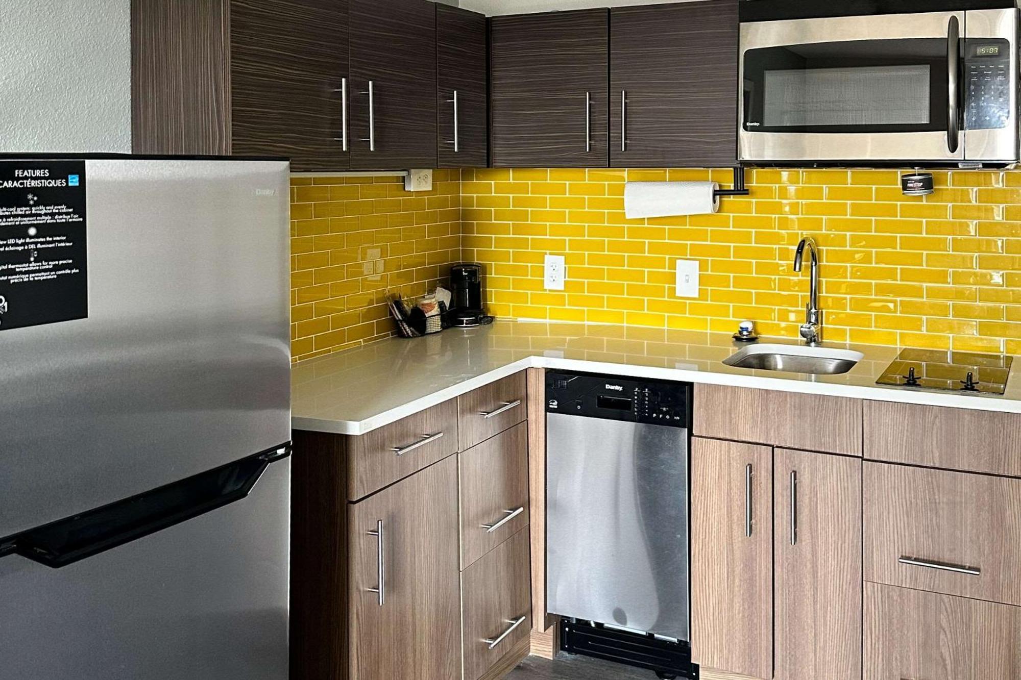 Mainstay Suites Conover-Hickory Exteriör bild