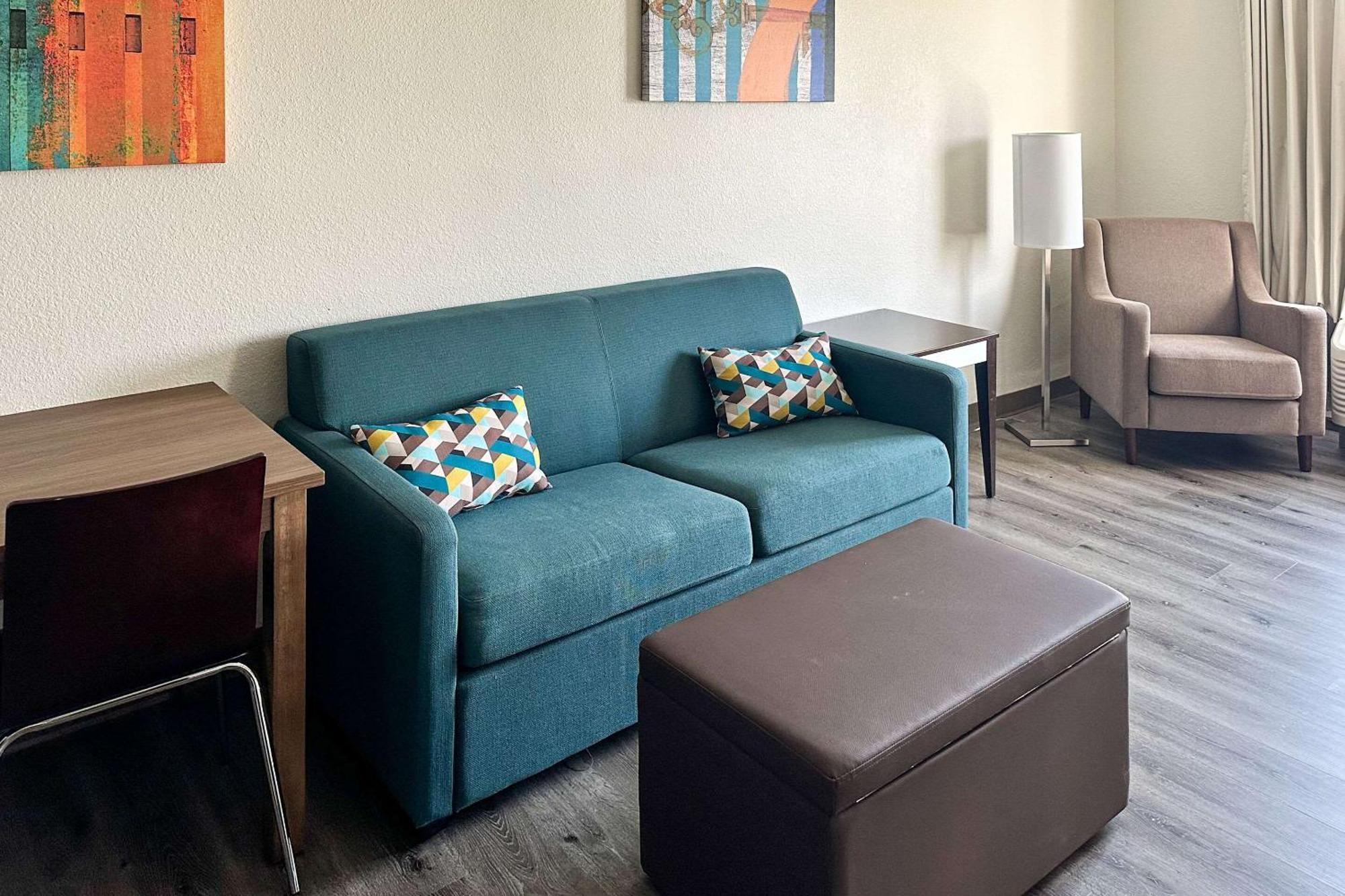 Mainstay Suites Conover-Hickory Exteriör bild