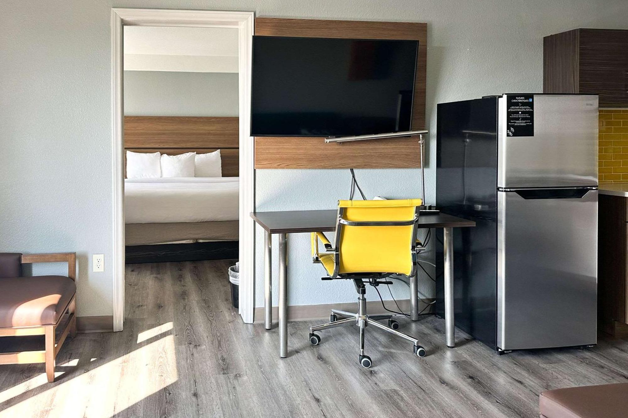Mainstay Suites Conover-Hickory Exteriör bild