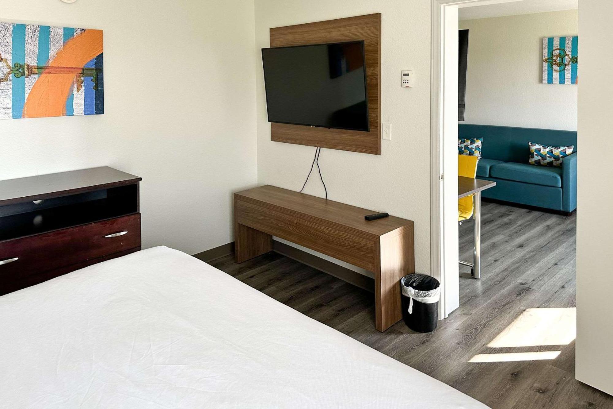 Mainstay Suites Conover-Hickory Exteriör bild