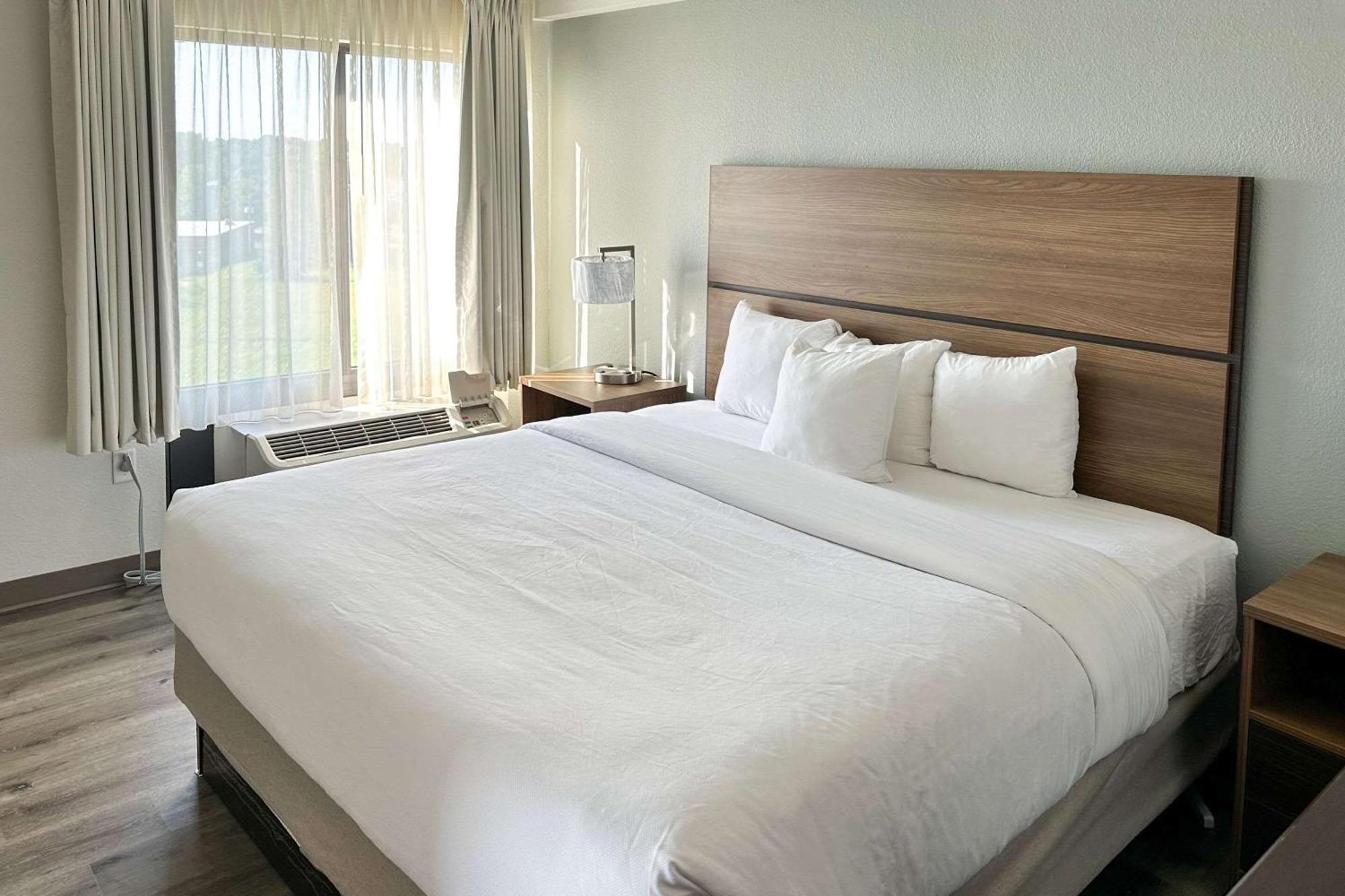 Mainstay Suites Conover-Hickory Exteriör bild
