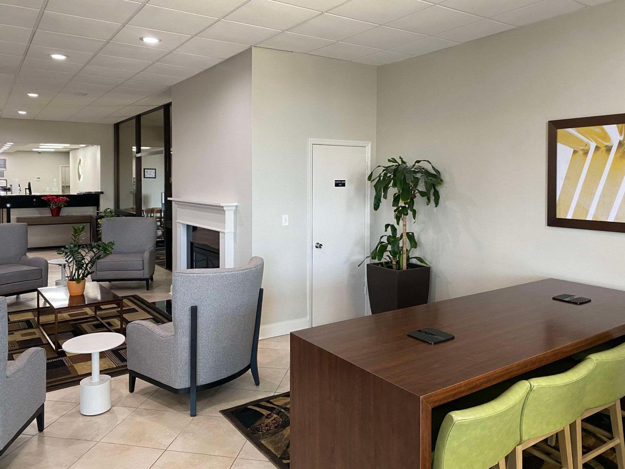 Mainstay Suites Conover-Hickory Exteriör bild