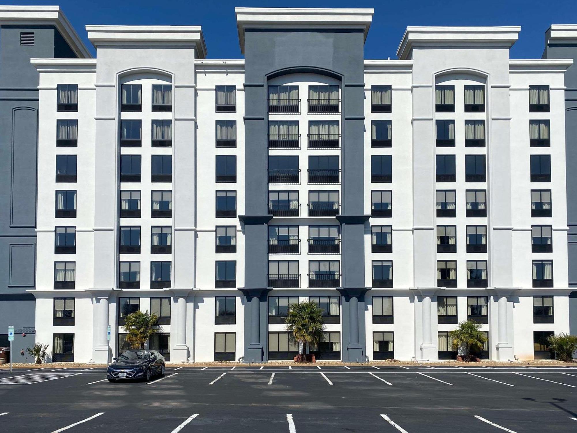 Mainstay Suites Conover-Hickory Exteriör bild